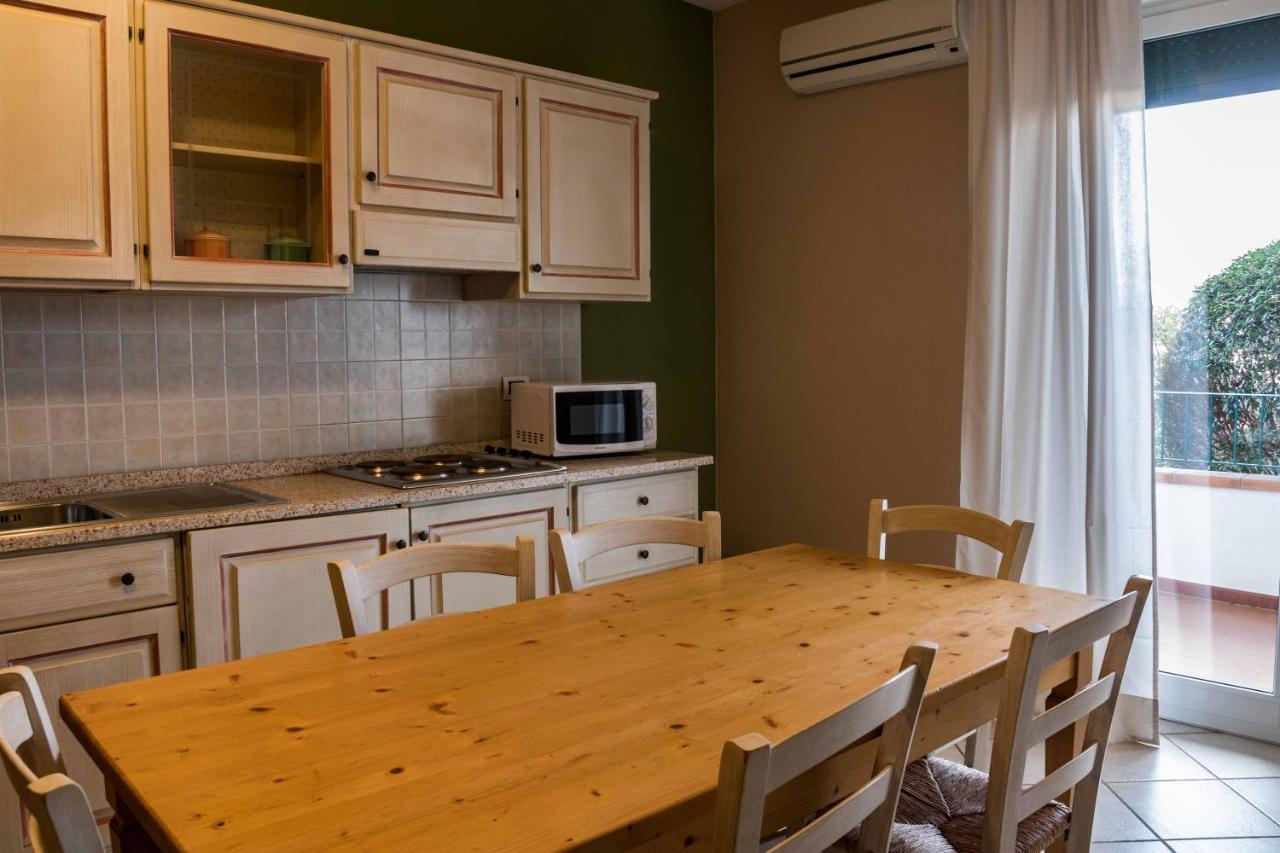 Le Residenze Di Santa Costanza - Le Dimore Aparthotel San Vincenzo Ngoại thất bức ảnh